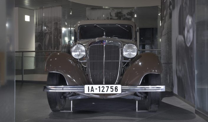 i1141392_audi_front_typ_uw_007