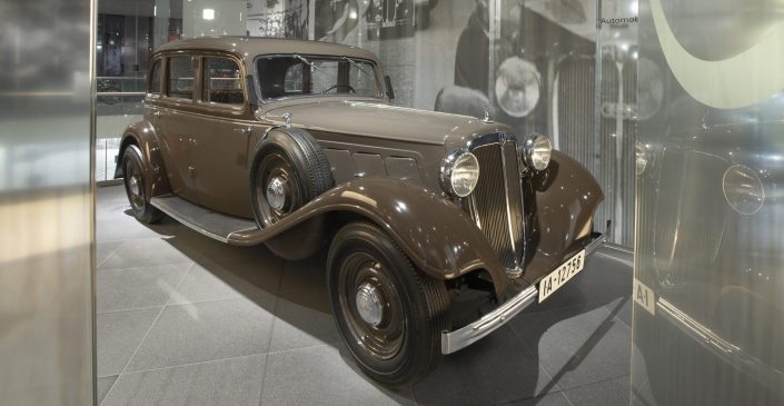 i1141394_audi_front_typ_uw_016